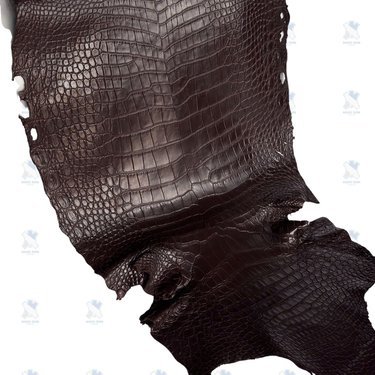 PREMIUM CROCODILE BELLY LEATHER – ELEGANT CIGAR BROWN
