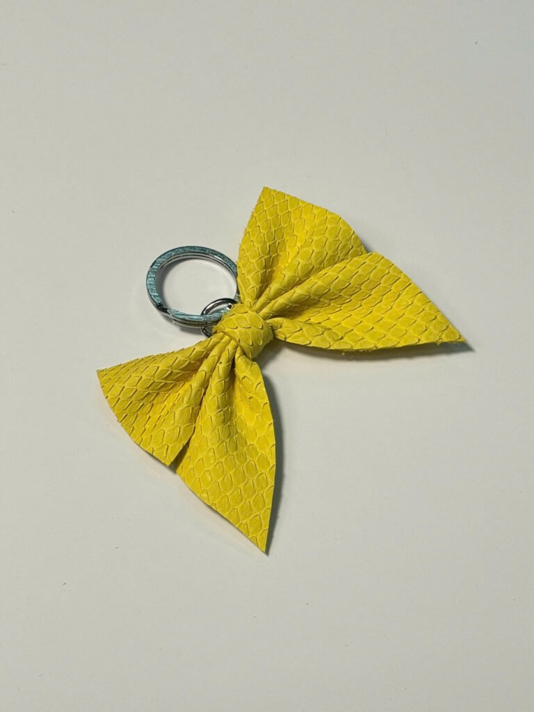 Charm Treo Túi Da Trăn Handmade – charm da trăn_